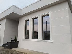 Casa de vânzare 3 camere, în Matraca