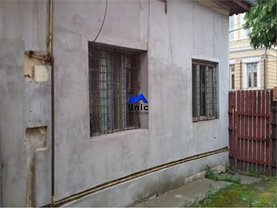 Casa de vânzare 4 camere, în Târgovişte, zona Central