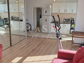Apartament de vânzare 3 camere, în Constanţa, zona Tomis Nord