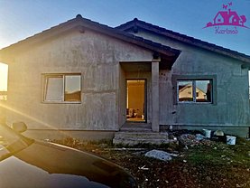 Casa de vânzare 4 camere, în Sântandrei