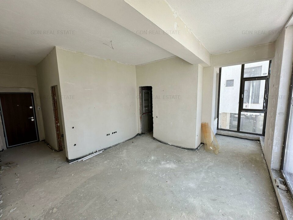 Vand apartament la pret de garsoniera, 43 mp, pont!