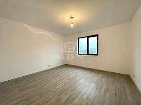 Casa de vânzare 4 camere, în Sânmihaiu Român