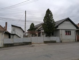 Casa de vânzare 8 camere, în Reghin, zona Central
