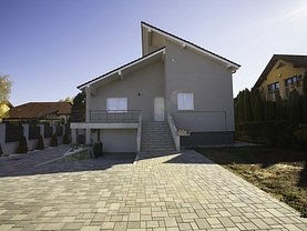 Casa de vânzare 6 camere, în Sântandrei