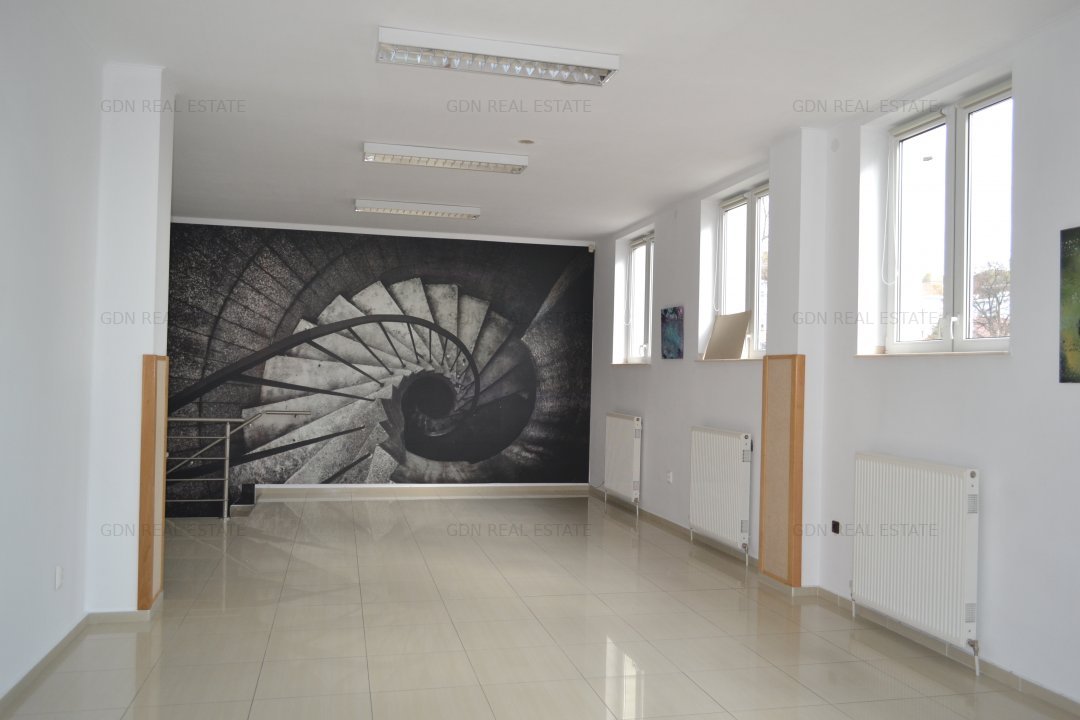 Spații de birouri închiriere Târgu Mureș, Central - imaginea 1