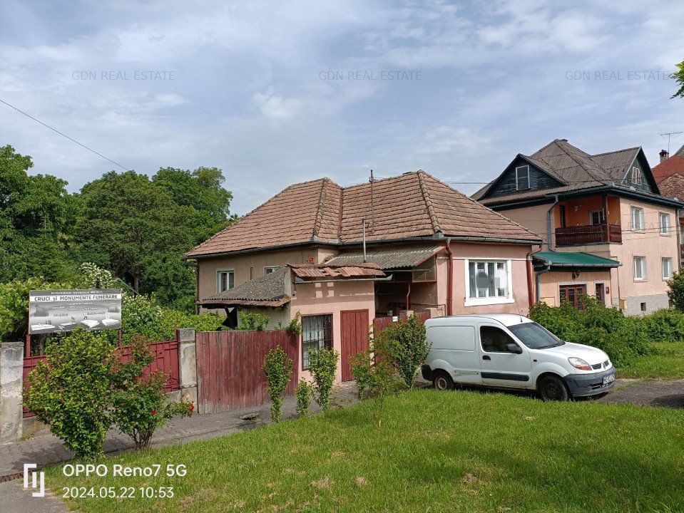 CASĂ DE VANZARE IN ZONA CENTRALĂ