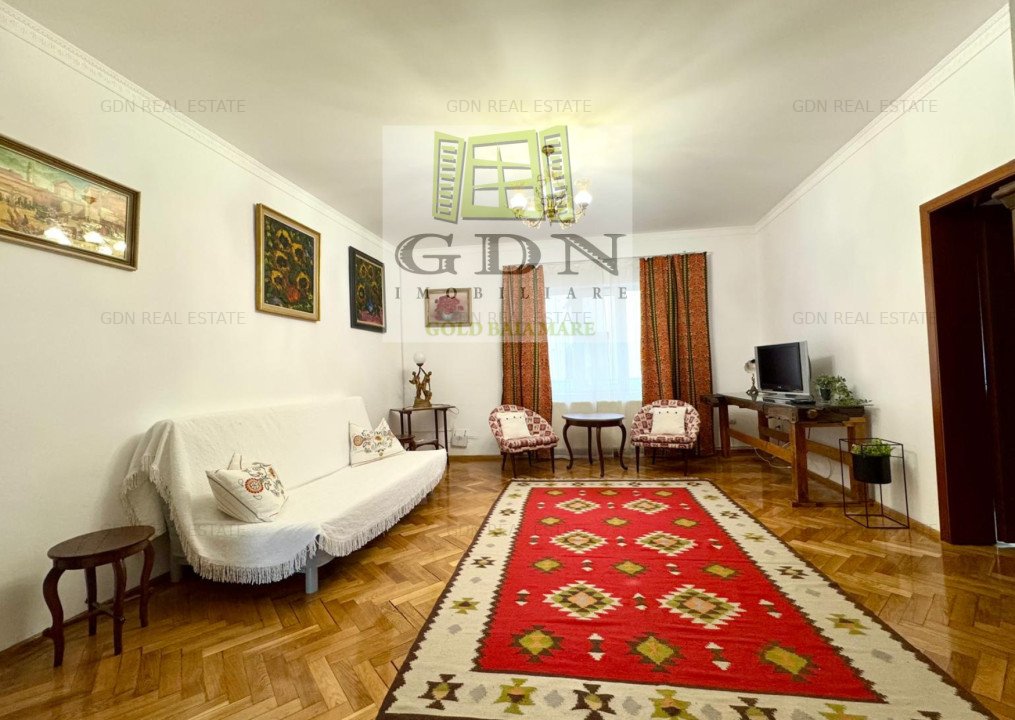 Apartament de inchiriat la casa + curte