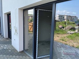 Casa de vânzare 4 camere, în Iaşi, zona Bucium
