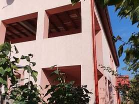 Casa de vânzare 6 camere, în Cornetu
