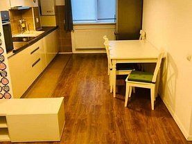 Apartament de închiriat 3 camere, în Bucureşti, zona Berceni