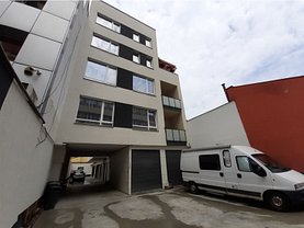 Apartament de vânzare 3 camere, în Cluj-Napoca, zona Semicentral