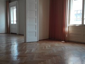 Apartament de închiriat 2 camere, în Cluj-Napoca, zona Central