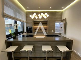 Casa de închiriat 7 camere, în Voluntari, zona Central