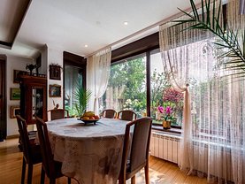 Casa de vânzare 5 camere, în Voluntari, zona Nord