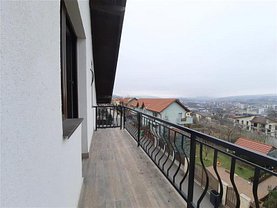 Apartament de vânzare 4 camere, în Cluj-Napoca, zona Gruia