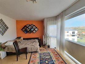 Apartament de închiriat 3 camere, în Cluj-Napoca, zona Mănăştur