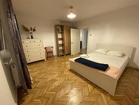 Casa de vânzare 8 camere, în Cluj-Napoca, zona Zorilor