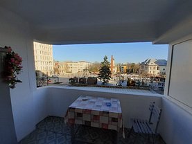 Apartament de vânzare 3 camere în Focsani, Central
