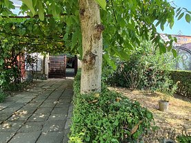 Casa de vânzare 6 camere, în Caransebes, zona Central