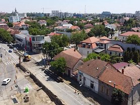 Vânzare spaţiu comercial