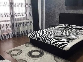 Apartament de vânzare 4 camere, în Galaţi, zona Micro 17