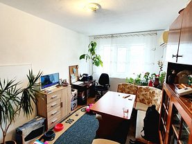 Apartament de vânzare 3 camere în Galati, Micro 19
