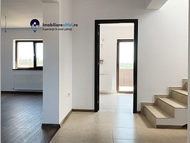 Casa de vânzare 4 camere, în Iaşi, zona Păcurari