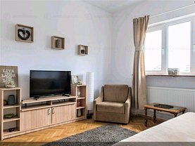 Apartament de vânzare 3 camere, în Bucuresti, zona Unirii