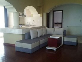 Apartament de închiriat 3 camere, în Bucureşti, zona Pipera