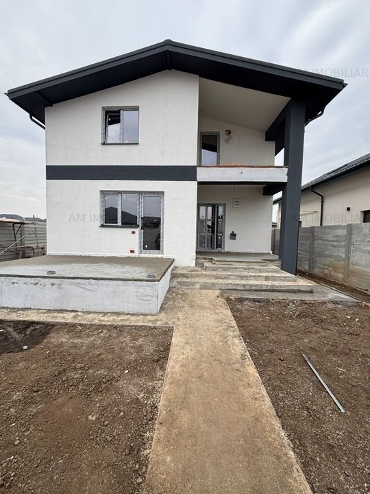 CASA INDIVIDUALA - PANTELIMON, INCALZIRE IN PARDOSEALA,COMISION 0%