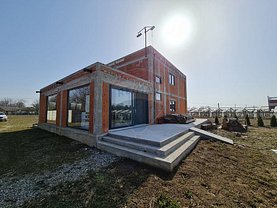 Casa de vânzare 5 camere, în Gherghiţa