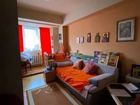 Apartament de vânzare 3 camere, în Cluj-Napoca, zona Central