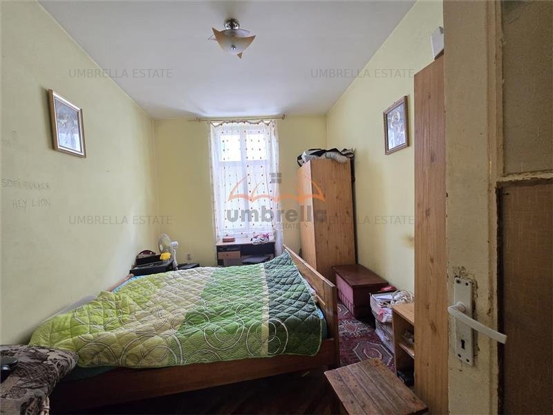 DE VANZARE casa zona centrala, 61mp, pod mansardabil, 205000 euro