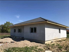 Casa de vânzare 5 camere, în Satu Nou de Jos