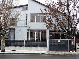 Casa de vânzare sau de închiriat 5 camere, în Cluj-Napoca, zona Semicentral