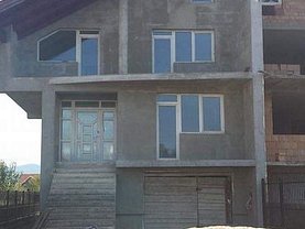 Casa de vânzare o cameră, în Negreşti-Oaş, zona Central