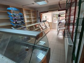 Vânzare spaţiu comercial