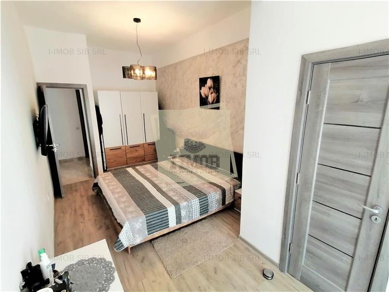 Apartament mobilat si utilat cu 3 camere si 2 bai in zona Mihai Viteazu - imaginea 3