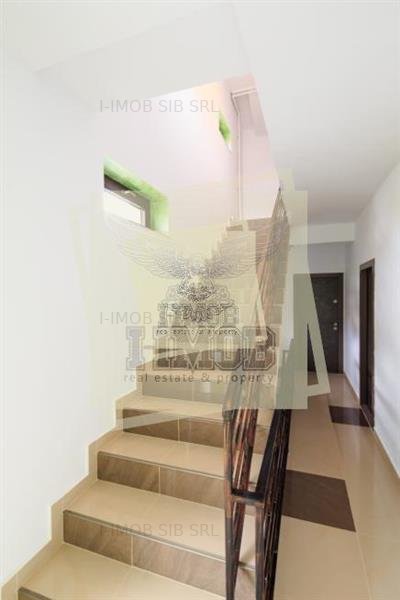 Apartament de lux cu 3 camere balcon in zona Trei Stejari - imaginea 10