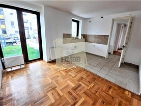 Casa de vânzare 7 camere, în Sibiu, zona Central