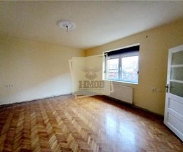 Casa de vânzare 2 camere, în Sibiu, zona Piaţa Cluj