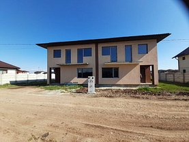 Casa de vânzare 4 camere, în Dragomireşti-Deal