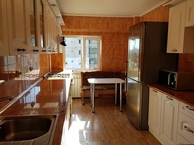 Apartament de vânzare 3 camere, în Bucureşti, zona Timpuri Noi