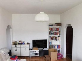 Apartament de vânzare 2 camere, în Bucureşti, zona Vatra Luminoasă