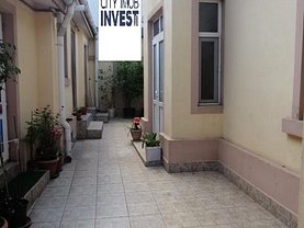 Casa de vânzare 4 camere, în Bucureşti, zona Vatra Luminoasă