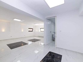 Apartament de vânzare 3 camere, în Iaşi, zona Cug