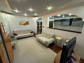 Apartament de vânzare 5 camere în Cisnadie, Central