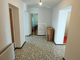 Apartament de vânzare 3 camere, în Sibiu, zona Valea Aurie