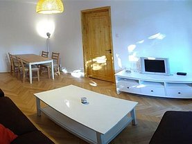 Apartament de închiriat 3 camere, în Bucureşti, zona Titan