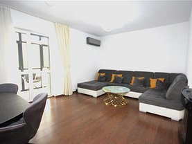 Apartament de vânzare 3 camere, în Dobroeşti